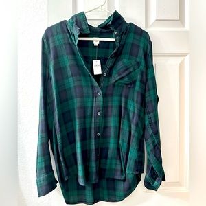 NWT GAP size medium plaid shirt